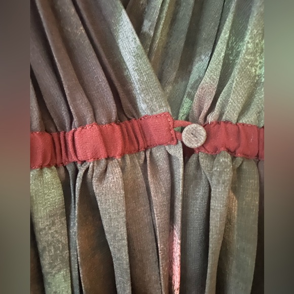 Wilfred chiffon wrap top, size small - Picture 2 of 5